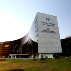 TST passa a considerar horas extras no cálculo de 13º salário, FGTS e férias