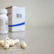 Reestruturando acordos de aquisição para combater a resistência antimicrobiana