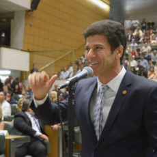 Deputado estadual Rogério Nogueira se torna réu em ação penal sobre rachadinha