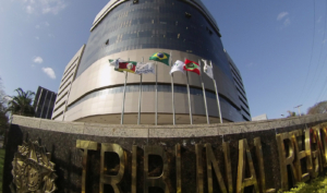 correição trf4