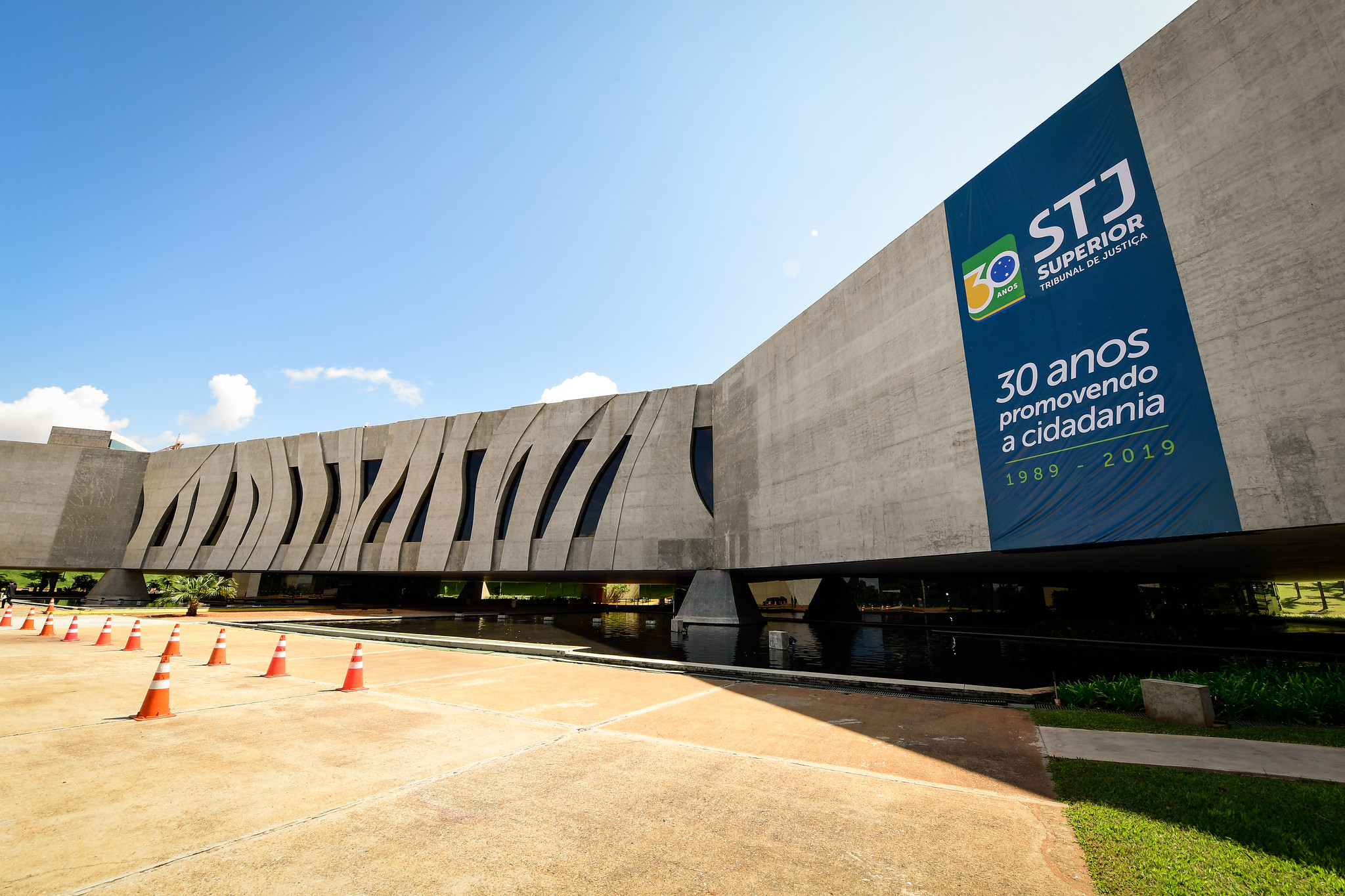 Embargos de declaração interrompem prazo de outros meios de defesa ou impugnação?