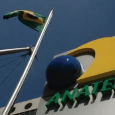 Anatel desenvolve regulação de Fake News independente de aprovação do PL