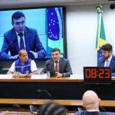 Piso salarial dos agentes de vigilância sanitária é aprovado na Comissão de Saúde