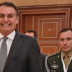 Mauro Cid, ex-ajudante de Bolsonaro, presta depoimento na CPMI do 8 de janeiro