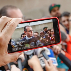 Justiça Federal nega pedido de Nikolas Ferreira para barrar indicação de Zanin ao STF