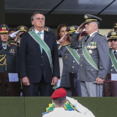 Durante a pandemia, Ives Gandra ofereceu verniz jurídico para golpe