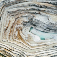 A falha regulatória na disciplina do bloqueio minerário