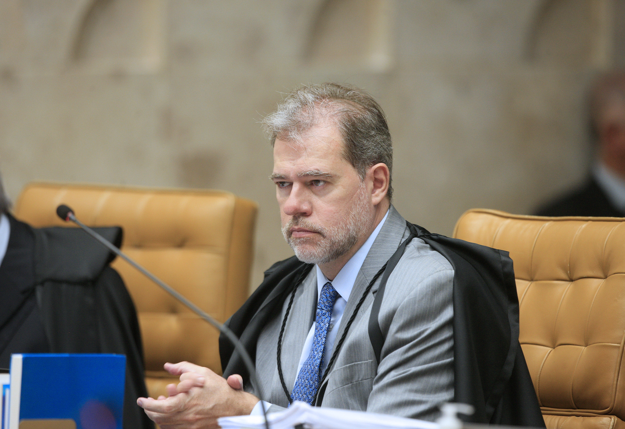 julgamento do piso da enfermagem