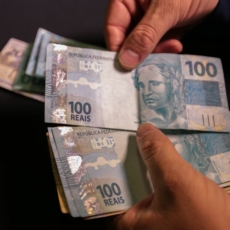 Justiça determina novo julgamento após anulação de cobrança de R$ 320 milhões 