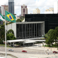 Carf mantém multa de 300% à Assembleia Legislativa do Paraná por ‘fantasmas’