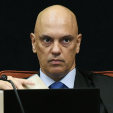 PF faz busca e apreensão para investigar acusados de violência contra Moraes