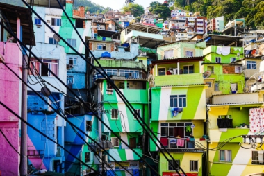 Baixa renda pode ser maior beneficiada por isenção parcial a compras de até US$ 50