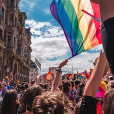 Pastor é condenado em R$ 40 mil por dizer que ‘militantes LGBT serão esmagados’