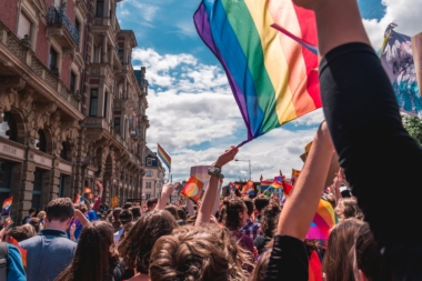 Pastor é condenado em R$ 40 mil por dizer que ‘militantes LGBT serão esmagados’