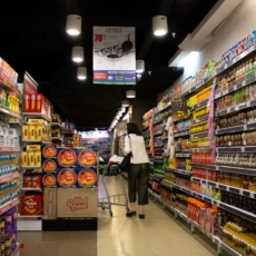 Consumo de ultraprocessados traz prejuízo de R$ 10,4 bilhões anuais, diz Fiocruz