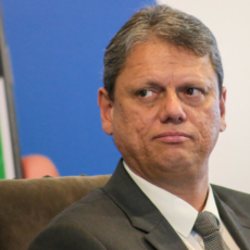 Associação de Elevadores vai ao STF contra veto de Tarcisio