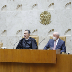 Defender a democracia é dominar a arte da comunicação