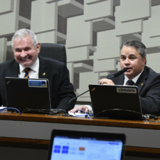 Comissão do Senado aprova prorrogação da desoneração da folha a 17 setores