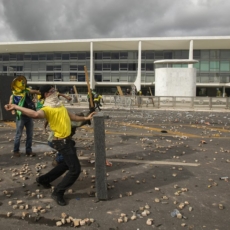 PGR envia para o STF os três primeiros acordos com réus do 8 de janeiro