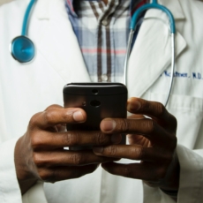 Publicidade médica e o poder das mídias sociais na evolução do conceito de ética