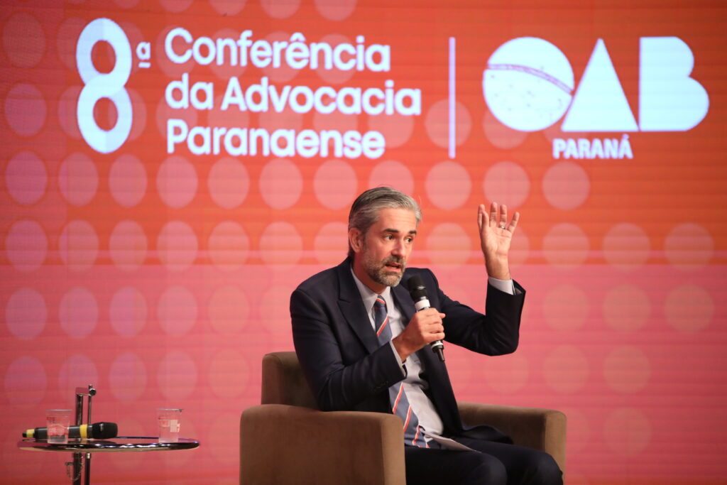 Governo quer retomar PL das Fake News, mas debate sobre pagamento