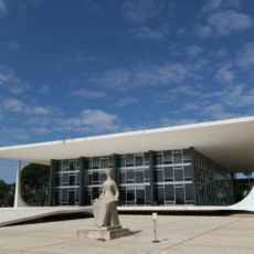 A taxa minerária no estado de Mato Grosso e a jurisprudência do STF