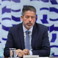 Reforma tributária volta à Câmara e pode ser fatiada; confira as principais mudanças