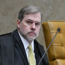 Toffoli cassa decisão do TCU e libera cerca de R$ 1 bi de adicional por tempo a juízes