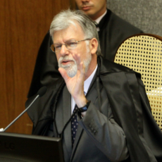 Por unanimidade, STJ afasta concomitância de multas isolada e de ofício