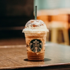 Juiz nega pedido para que empresa mantenha operação das lojas da Starbucks no Brasil