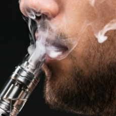 Entidades se posicionam contra projeto de lei que regulamenta cigarros eletrônicos