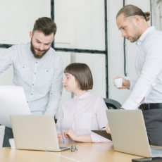 A dialética do erro no mundo corporativo: honestidade vs. inovação