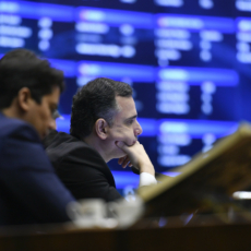 Rodrigo Pacheco vê oposição forte e governo com base apertada e fragmentada