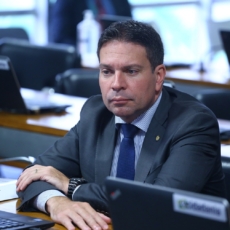 PF faz buscas contra Alexandre Ramagem para investigar espionagem ilegal