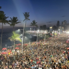 E o Carnaval, quem é que faz?