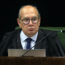 Gilmar Mendes suspende julgamento de ação que questiona quinquênio para juízes
