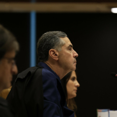 Funcionários públicos não podem ser demitidos sem motivação, decide STF