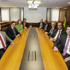 Decisão unânime do Copom prioriza redução de ruído e fortalece posição de Campos Neto