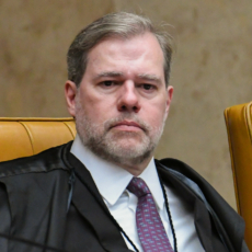 Agressão a Moraes: Toffoli põe em sigilo conversas entre advogado e investigado