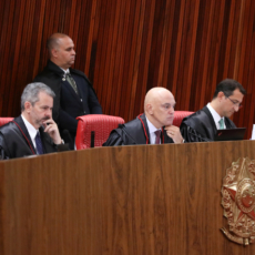 Uso de IA para difamar opositores ou processo eleitoral levará à cassação, decide TSE
