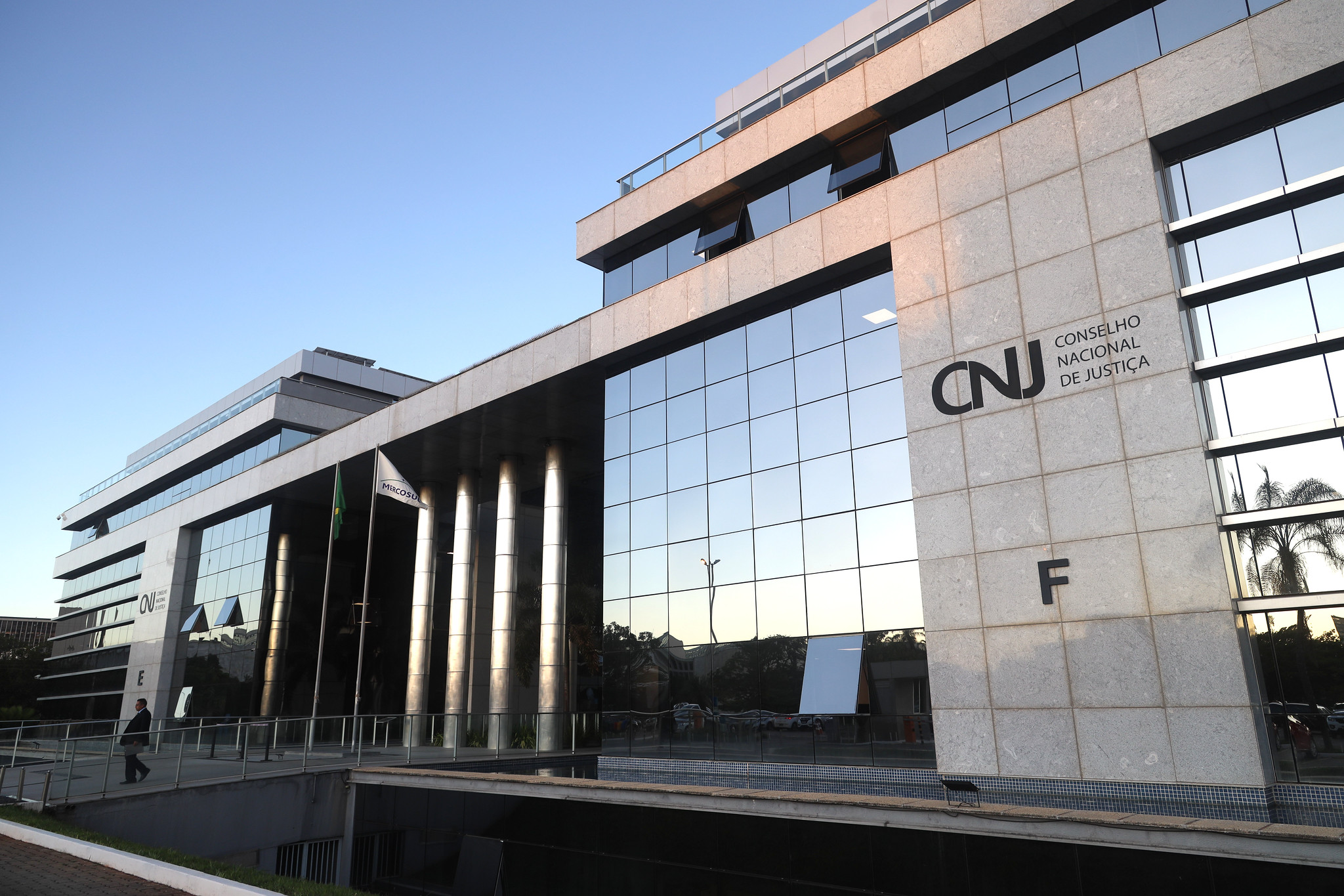 Unimed do Brasil adere a política de conciliação do CNJ