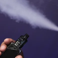 Cigarros eletrônicos: 59% discordam de proibição, indica consulta pública da Anvisa