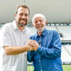 Juiz determina que Lula apague vídeo em que pede votos a Boulos no 1º de maio