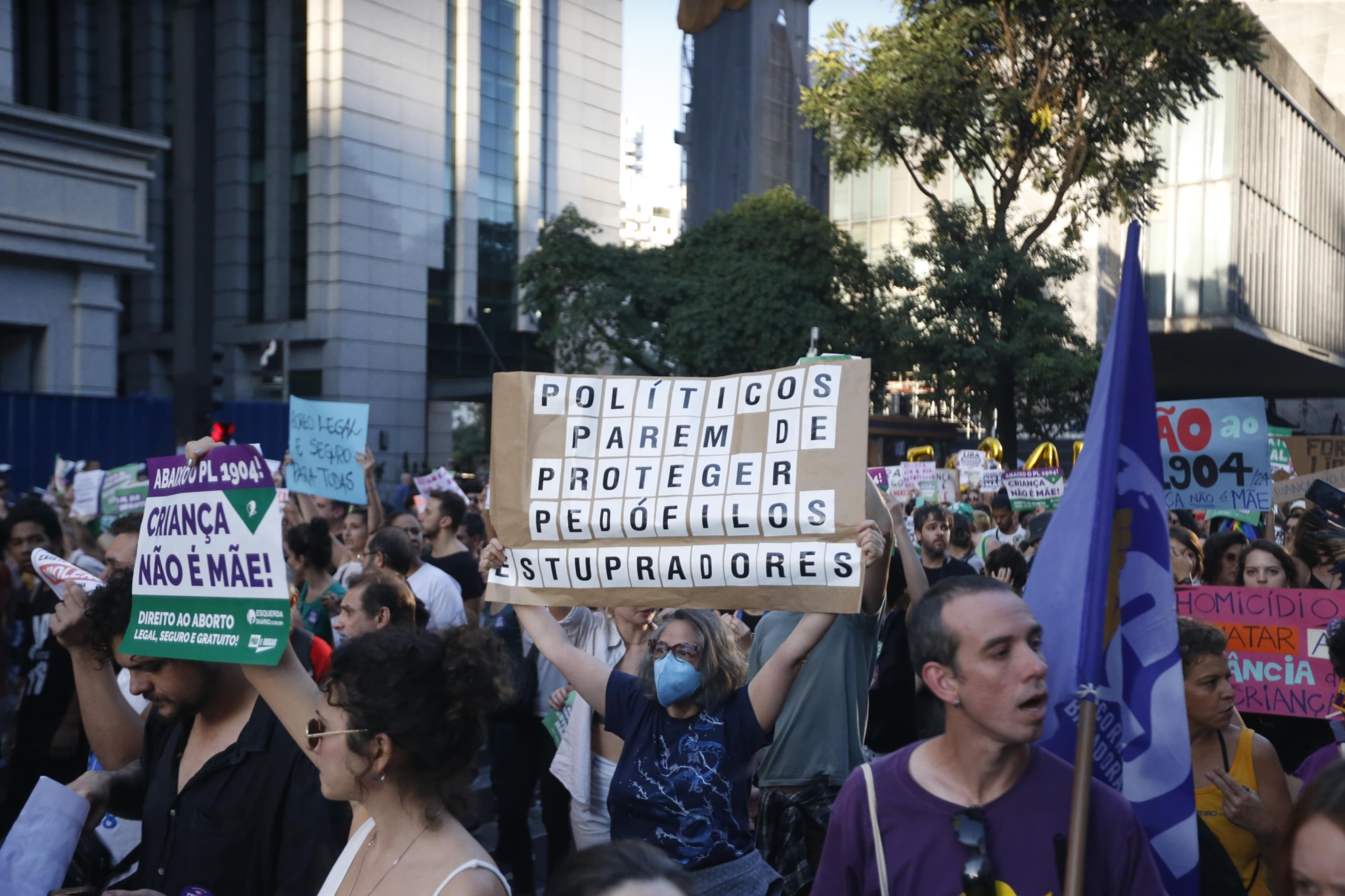 PL 1904 aborto