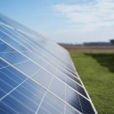Desafios da energia solar no Brasil: entre subsídios e sustentabilidade