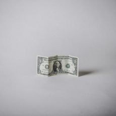 A polêmica tributação da variação cambial sobre investimento exterior