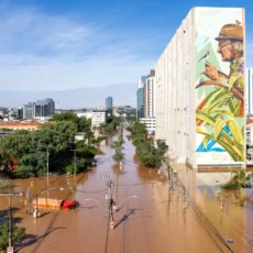 Políticas públicas para lidar com riscos climáticos e ambientais