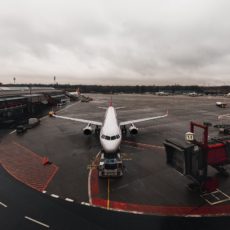 Liminar impede demissão em massa de 230 trabalhadores do aeroporto Salgado Filho, no RS