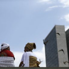 O conceito de templos religiosos pelo PLP 68: racismo tributário?