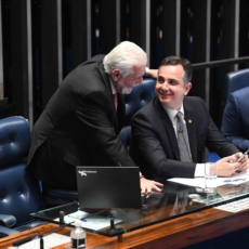Senado aprova desoneração da folha sem aumento tributário; texto segue para a Câmara
